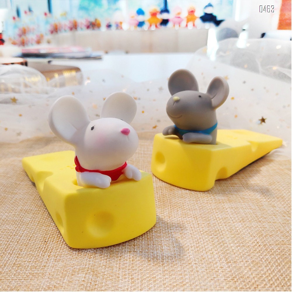 Cute Mouse Stopper, Gray Mouse Door Stop Decorative Animal Doorstop Door Wedge