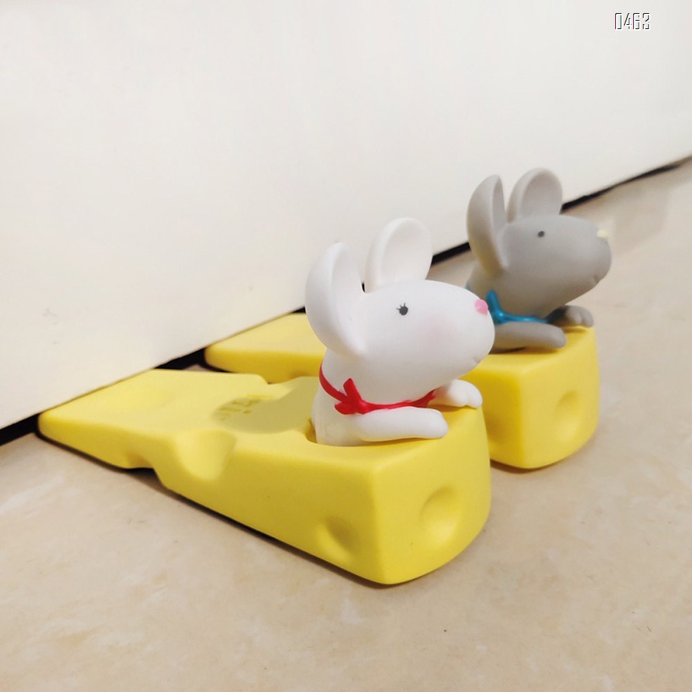 Cute Mouse Stopper, Gray Mouse Door Stop Decorative Animal Doorstop Door Wedge