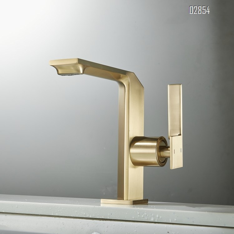 Gold American Cold and hot water Basin faucet all Brass pure all brass wash basin faucet Chrome Finished