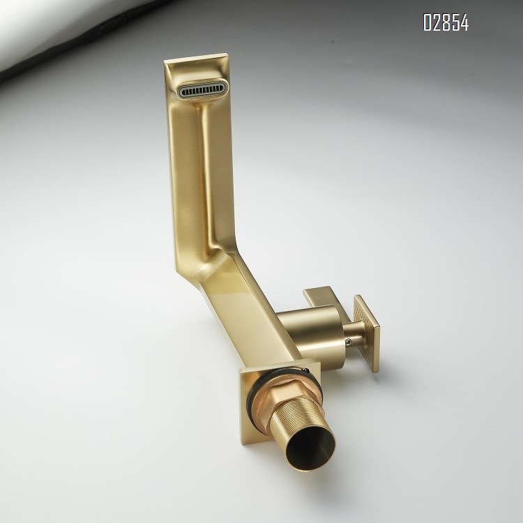 Gold American Cold and hot water Basin faucet all Brass pure all brass wash basin faucet Chrome Finished