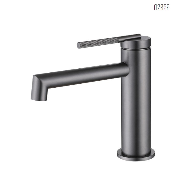 Italian vintage creative cold and hot water faucet all Brass single  hole art golden wash basin under the wash basin Tap