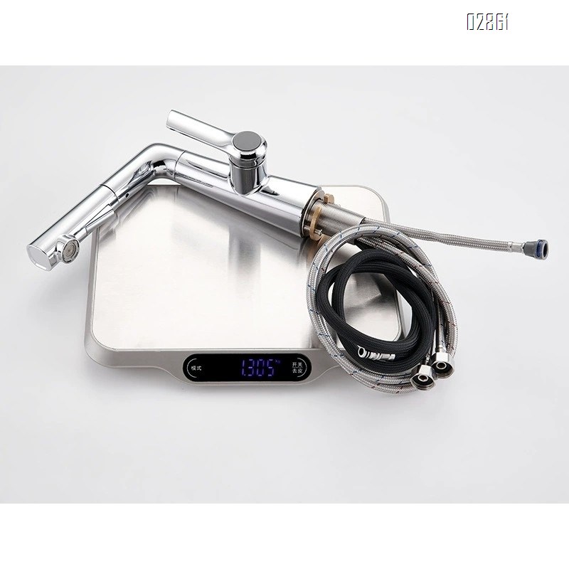 all brass Pull-out swivel faucet for bathroom sink dual-mode hot and cold water outlet for home use
