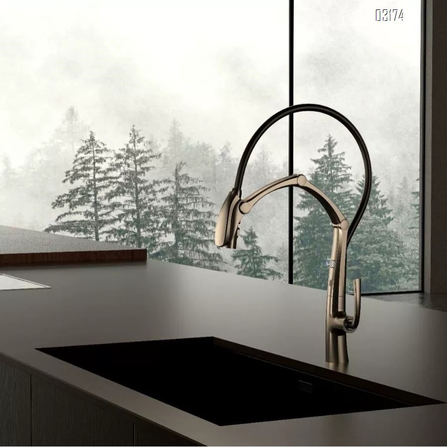 Gold Luxury All Bras pull-down Cold and Hot water kitchen sink faucet with sensor and digital display