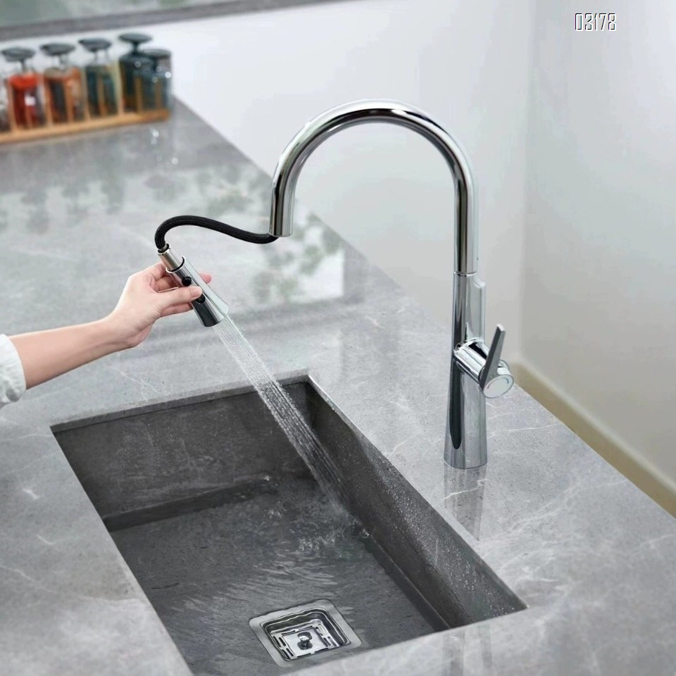 Stainless Steel kitchen faucet with large bend pull-down faucet with brushed sink cold and hot faucet for home use