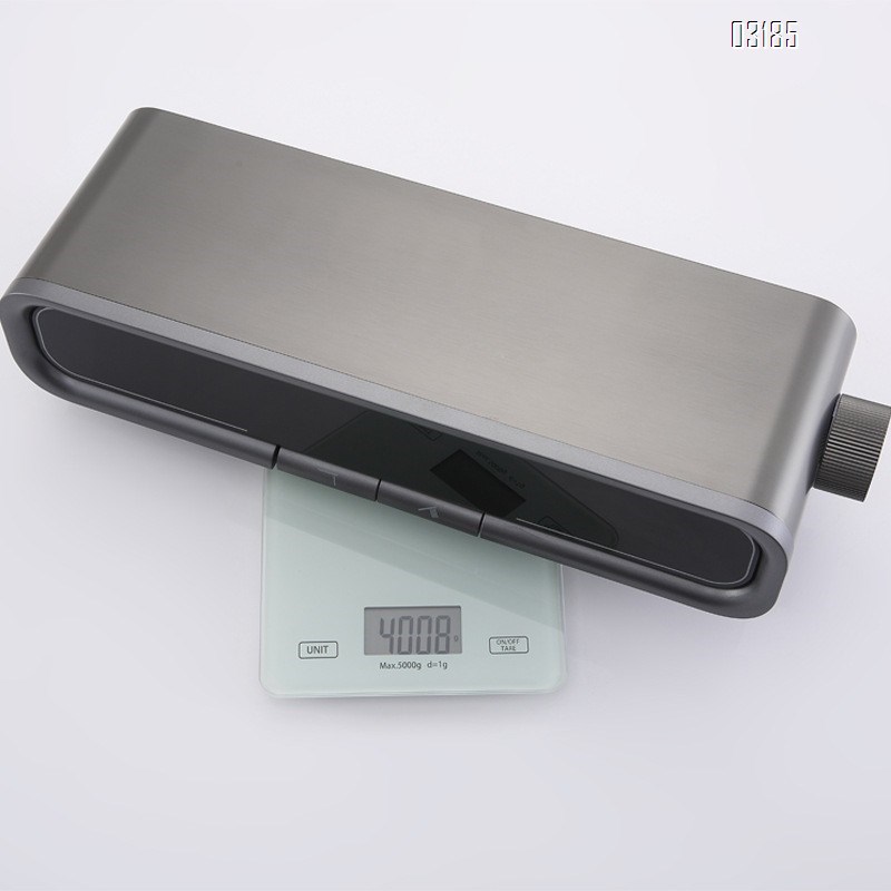 Cream-style fine brass shoulder-waist spray gun grey digital display constant temperature no-top spray pressure shower set for small