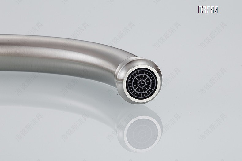 Modern Brass  Single-Hole Kitchen Sink Faucet  360° Rotatable  Single Handle Basin Faucet for Kitchen RV Bathroom