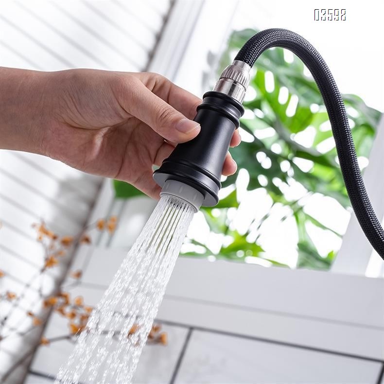 Modern Single-Handle Brass Kitchen Faucet with Pull-Out Sprayer Ceramic Valve Core Water Tap  Mixer Single-Hole