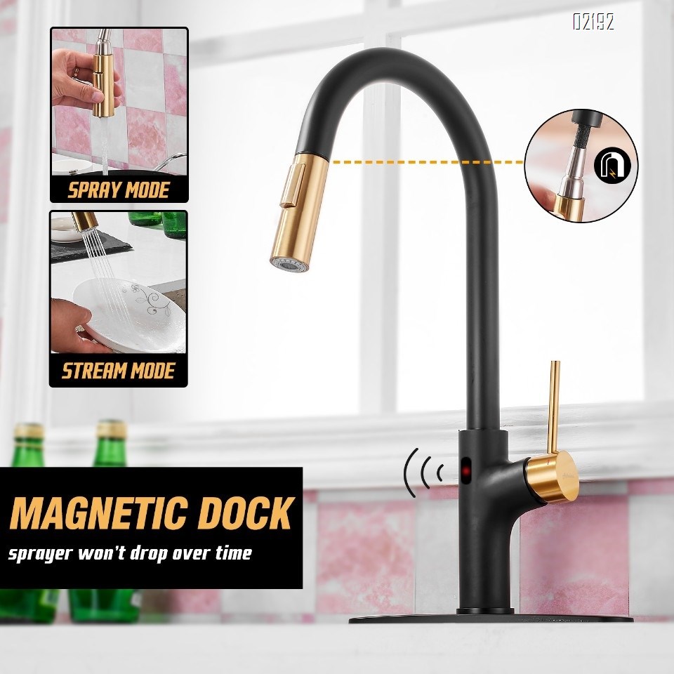Touchless Kitchen Faucet, Stainless Steel Motion Sensor Kitchen Faucet with Pull Down Sprayer, Single Handle Hands-Free Smart Activated Faucet for Kitchen Sink, Black and Gold