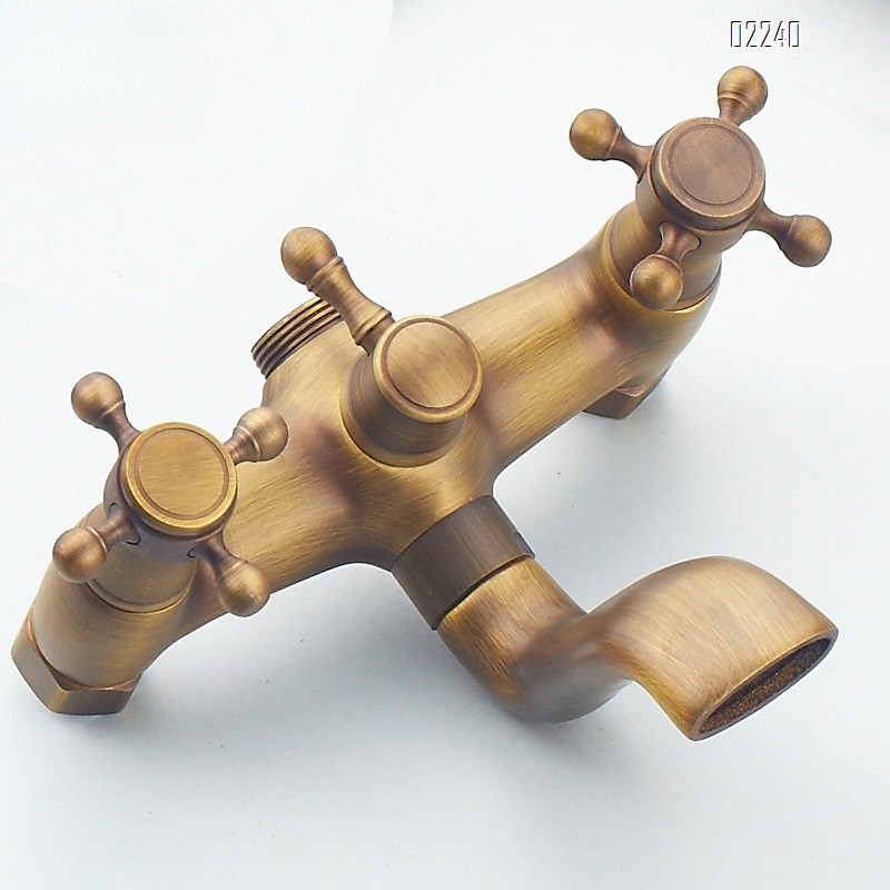 Brass Retro Simple Showerhead Bathroom Wall-Mounted Shower Set Bathtub Faucet Bathroom Handheld Shower head Set