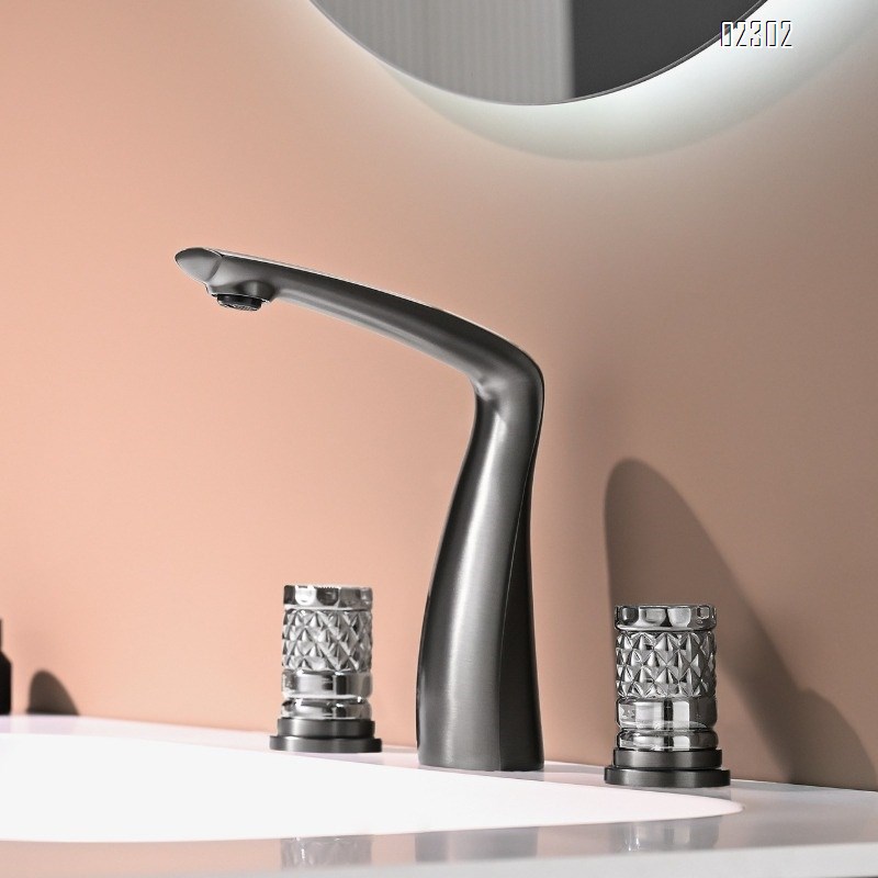 Brass Crystal Handle Double Handle Three Hole separates Undercounter Basin Faucet European Style Hot and Cold Faucet