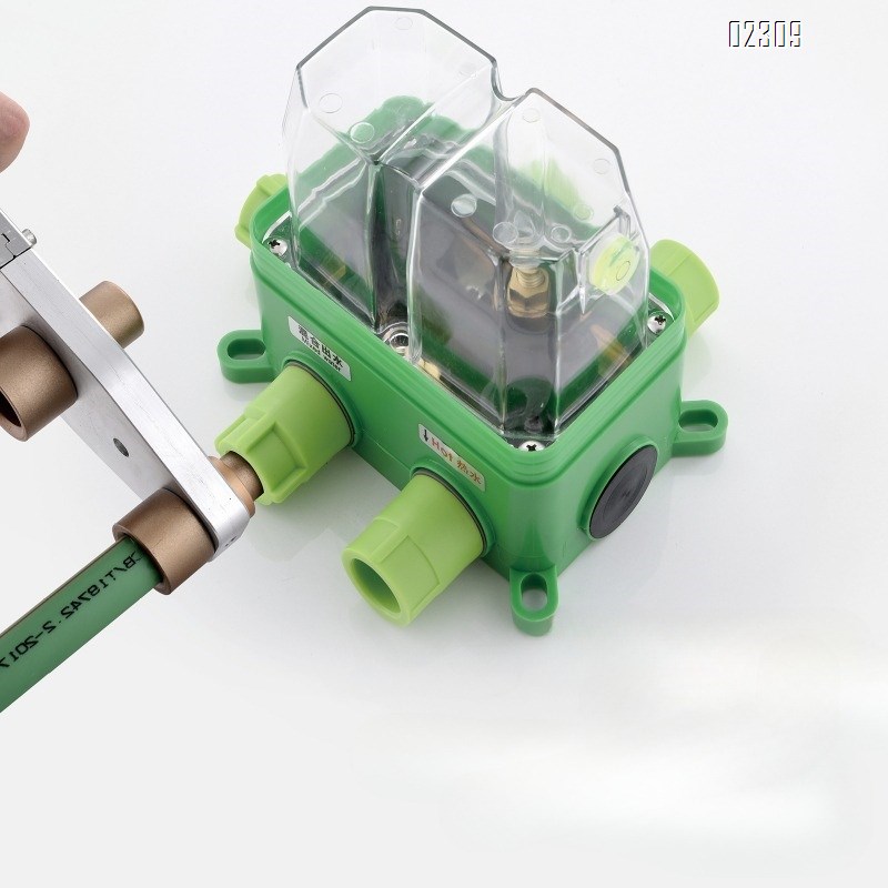 Wall-mounted Shower Head Set Brass Thermostatic Bathroom Modern Light Luxury Home Shower Tap