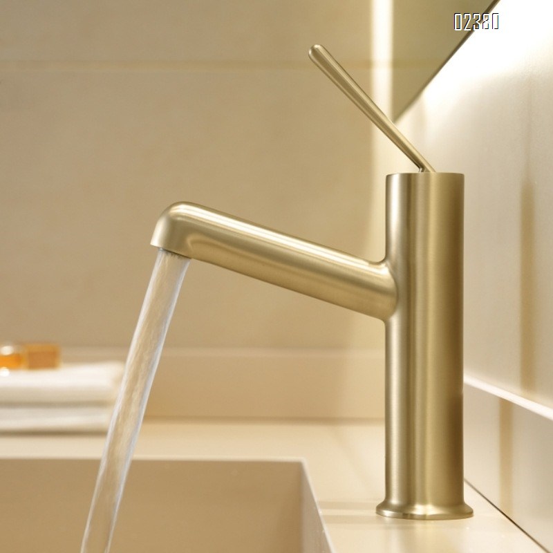 Brass Hot and Cold Basin Faucet for Home Use Bathroom Faucet Splash-Proof Countertop Bathroom Washbasin Faucet