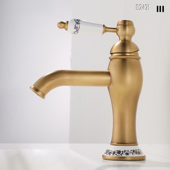 Antique Brass French Single Hole Basin Faucet for Home Bathroom Under Counter Basin Hot and Cold Water Faucet