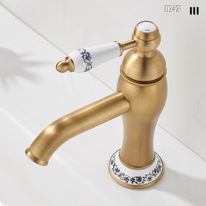 Antique Brass French Single Hole Basin Faucet for Home Bathroom Under Counter Basin Hot and Cold Water Faucet