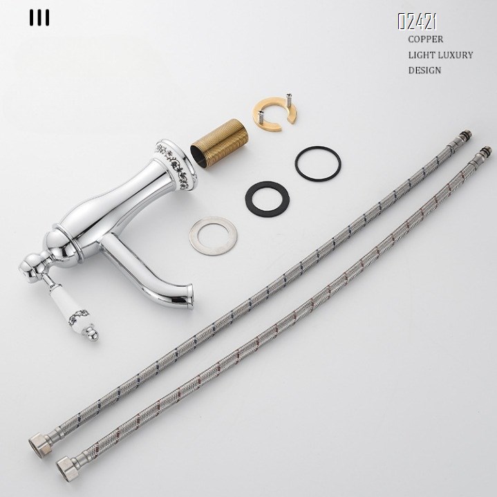 Antique Brass French Single Hole Basin Faucet for Home Bathroom Under Counter Basin Hot and Cold Water Faucet