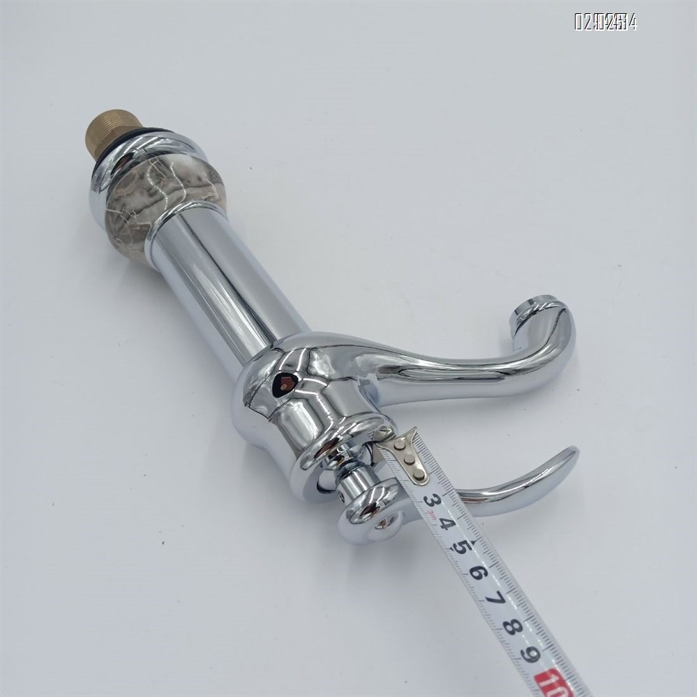 Brass material Bathroom Faucet Tap cold and hot water Chrome Antique Basin Faucet