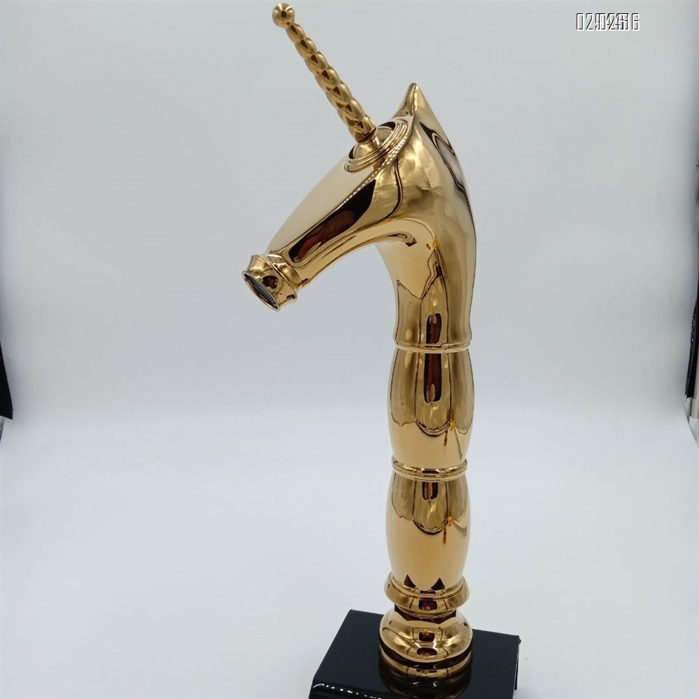 Brass Material cold and hot water Rose gold Chrome Brass  Titanium gold double-section horse-head cold and hot water antique basin fauceteramic antique basin faucet