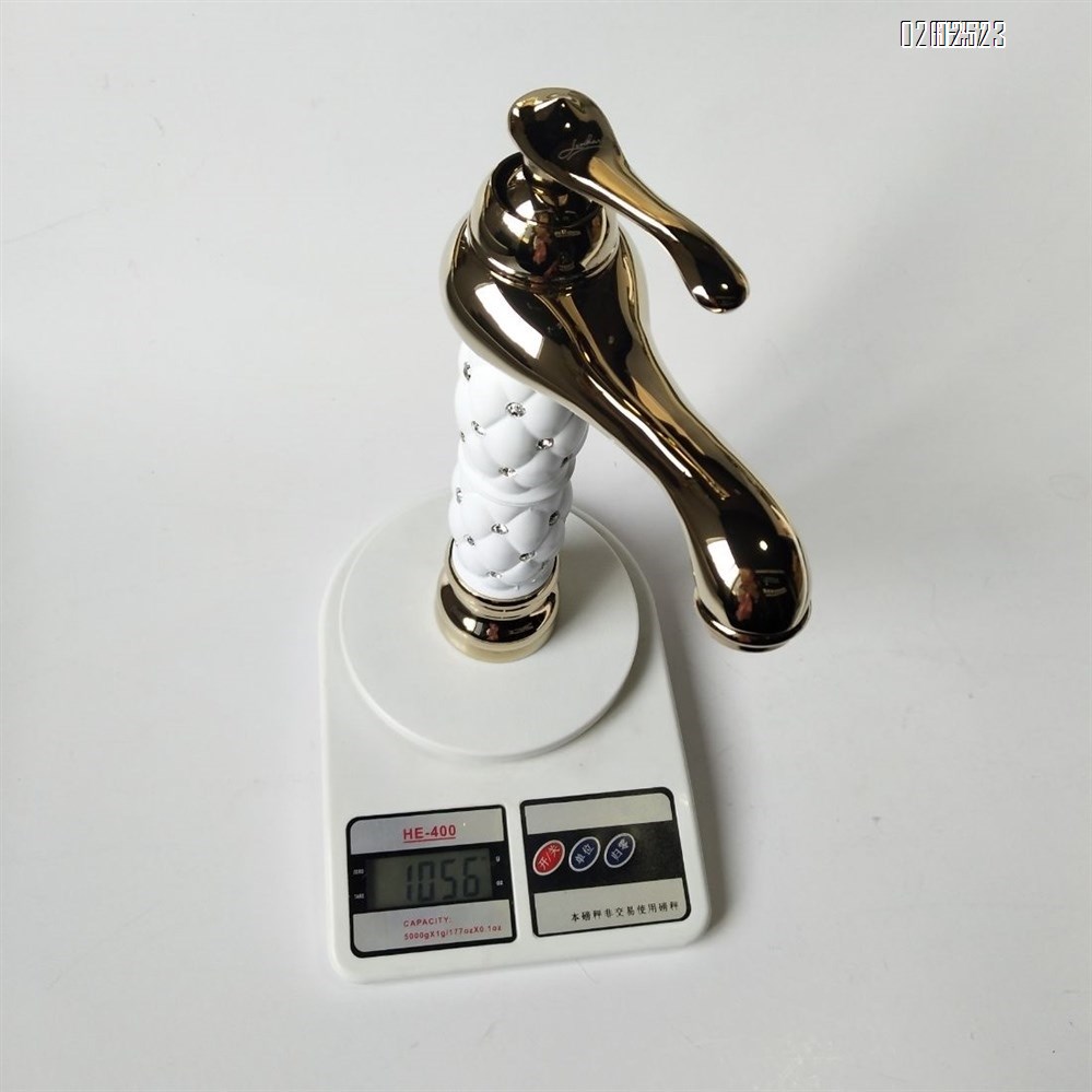 European style all-Brass universal basin faucet cold and hot bathroom basin faucet European style all-copper faucet for above-ground basin