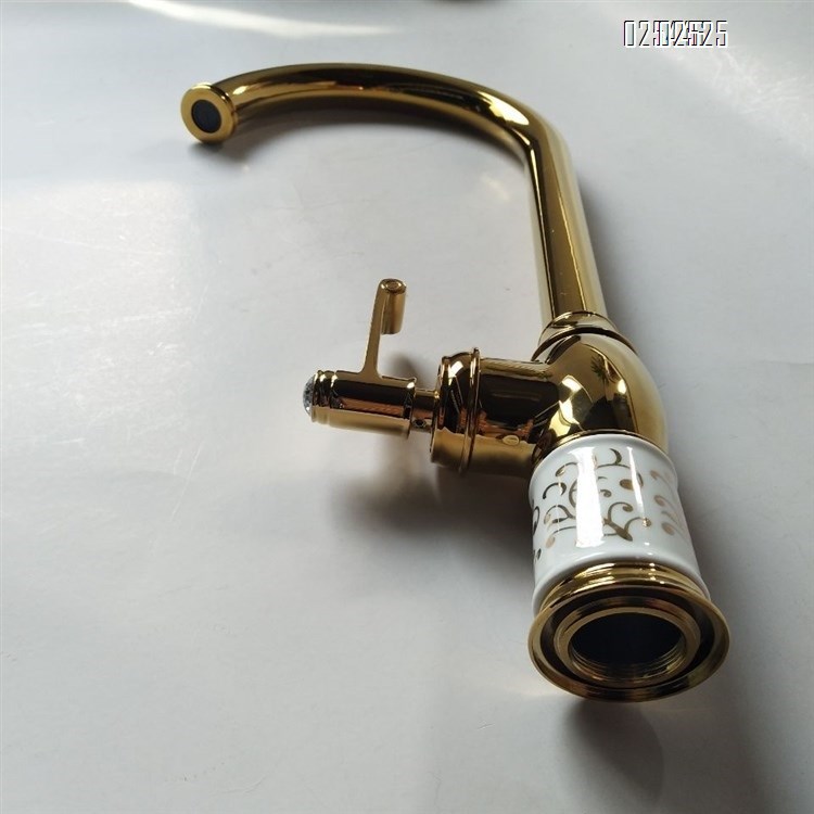 BrassMaterial  Single hole Cold and hot titanium base ceramic plate kitchen faucet