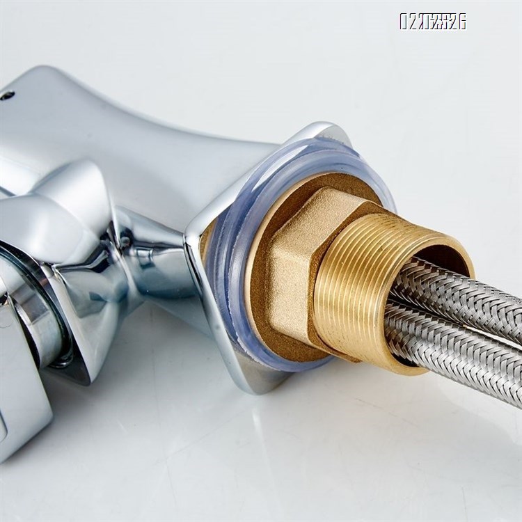 Brass body single hole cold and hot water faucet basin 360 degree rotating faucet wash basin mixing valve basin faucet