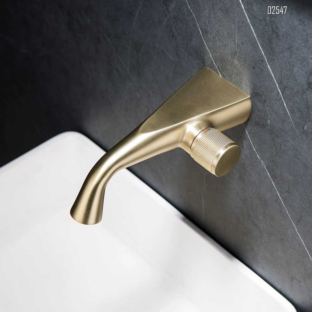 Wall-mounted faucet with ceramic disc valve core hidden installation temperature-controlled mixing valve basin faucet