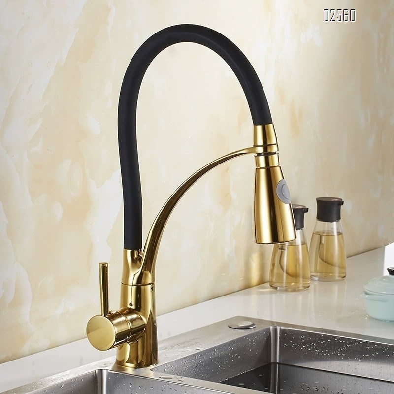 Brass-plated gold-colored swivel pull-out kitchen sink vegetable basin cold and hot sitting single-hole creative mixing faucet