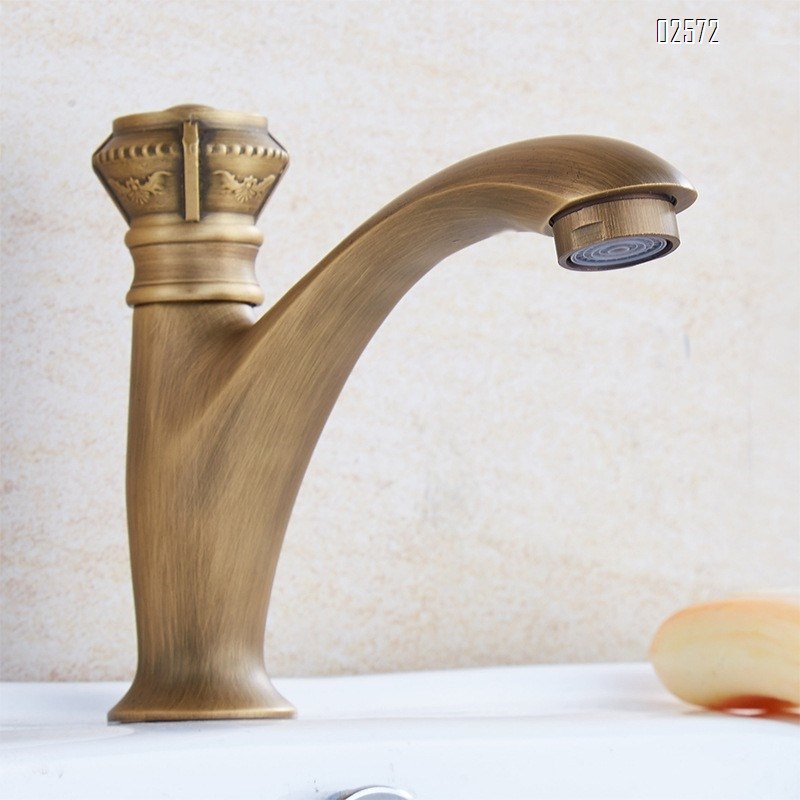 Antique single cold water faucet; single-hole basin for balcony and wash basin for outdoor full copper European-style bathroom faucet