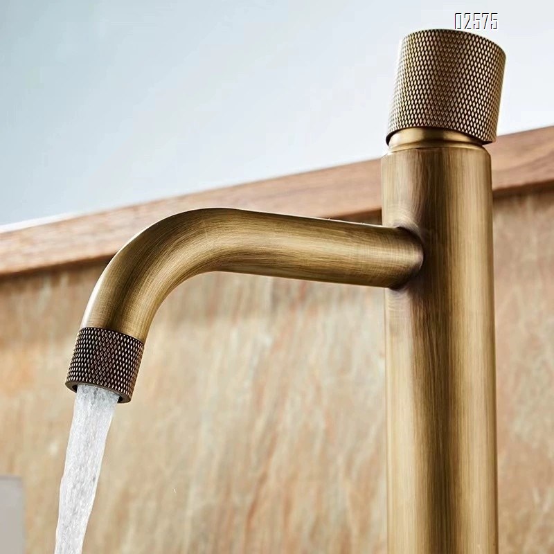 Brass antique faucet basin cold and hot European style above basin wash basin faucet bathroom cabinet balcony faucet