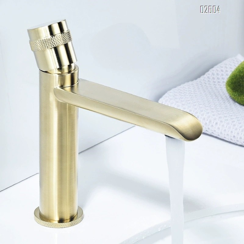 European vertical antique basin faucet single handle single hole cold and hot water bathroom home under-sink faucet