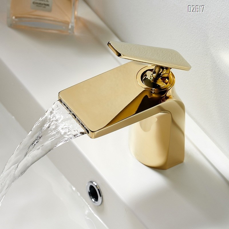New all-Brass basin faucet waterfall water outlet wash basin cold and hot single hole black faucet