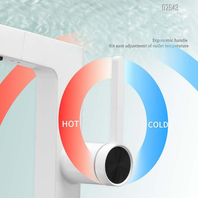 Simple and luxurious pull-out faucet for wash basin multi-functional digital display faucet for wash basin