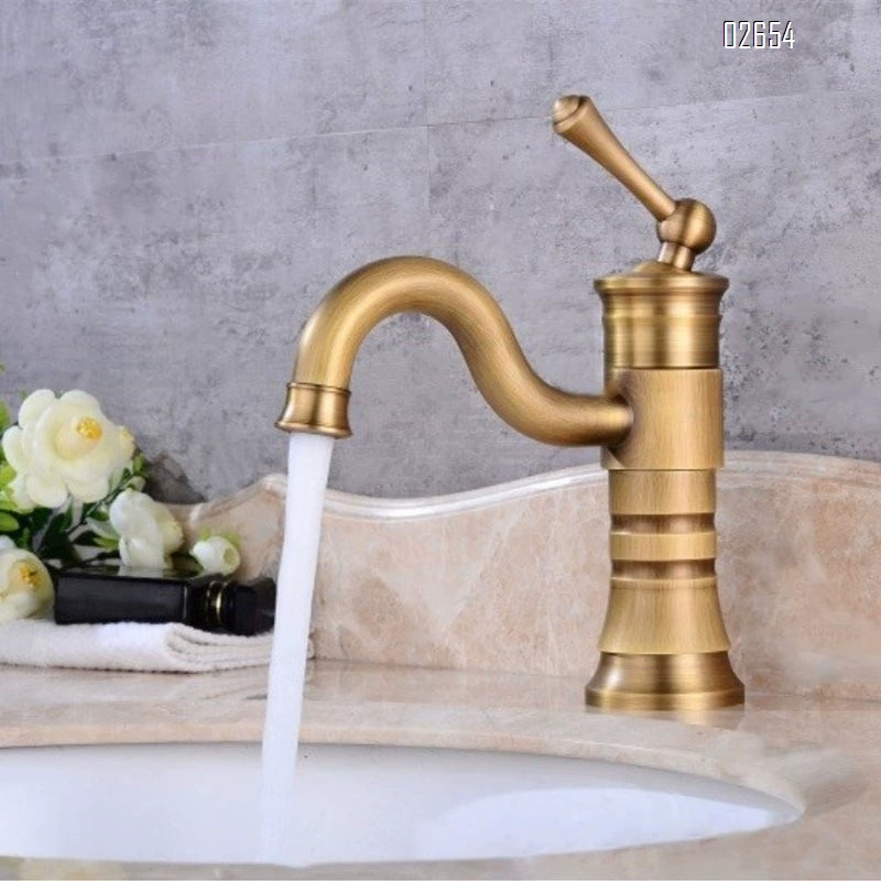 Classic all-Brass faucet for bathroom and toilet vintage color cold and hot water above the basin under the basin middle basin faucet