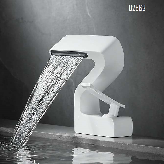 Heterosexual creative waterfall faucet all Brass wash basin cold and hot basin wash basin toilet bathroom cabinet bathroom
