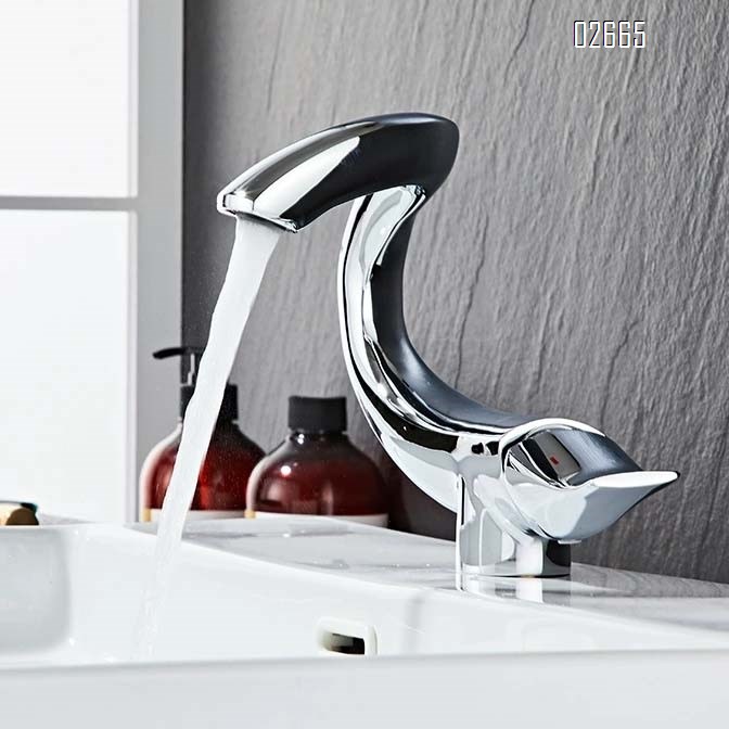 Creative all-Brass Gun gray bathroom basin faucet cold and hot wash basin bathroom cabinet wash basin wash and sanitary