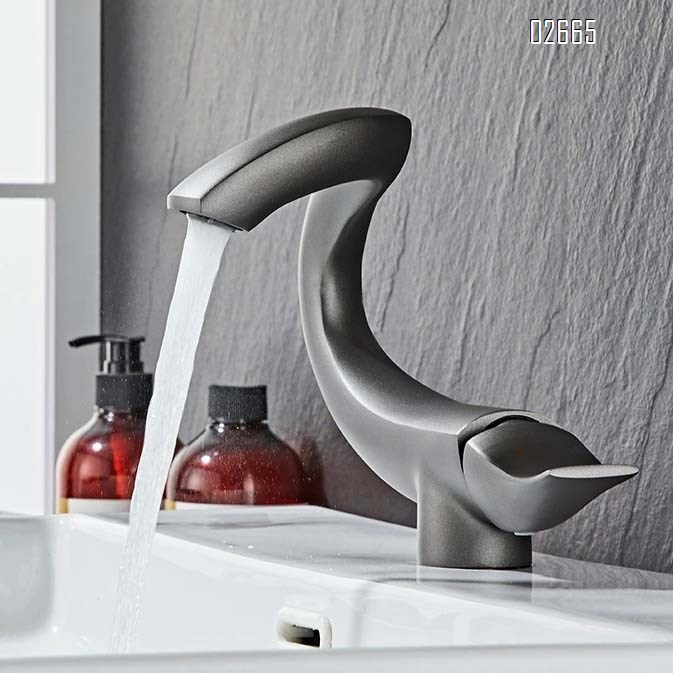 Creative all-Brass Gun gray bathroom basin faucet cold and hot wash basin bathroom cabinet wash basin wash and sanitary