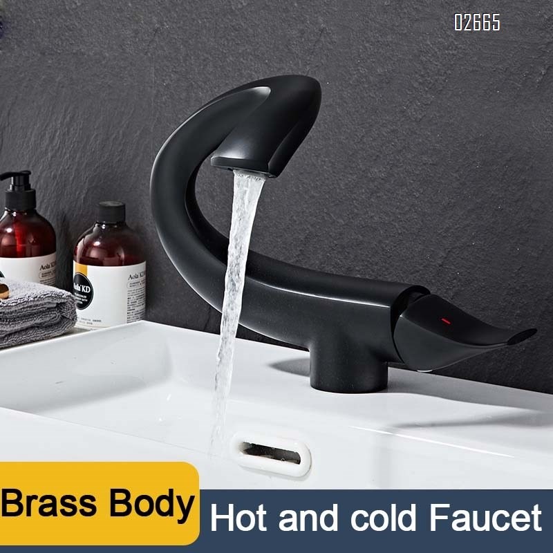 Creative all-Brass Gun gray bathroom basin faucet cold and hot wash basin bathroom cabinet wash basin wash and sanitary