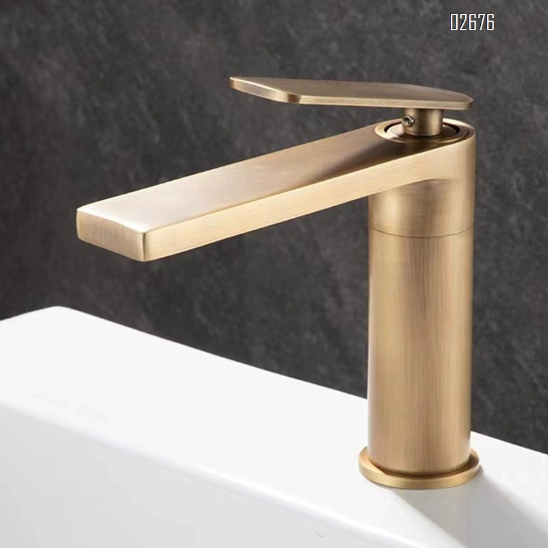 Bathroom faucet wash basin faucet cold and hot water faucet brass faucet for bathroom wash basin