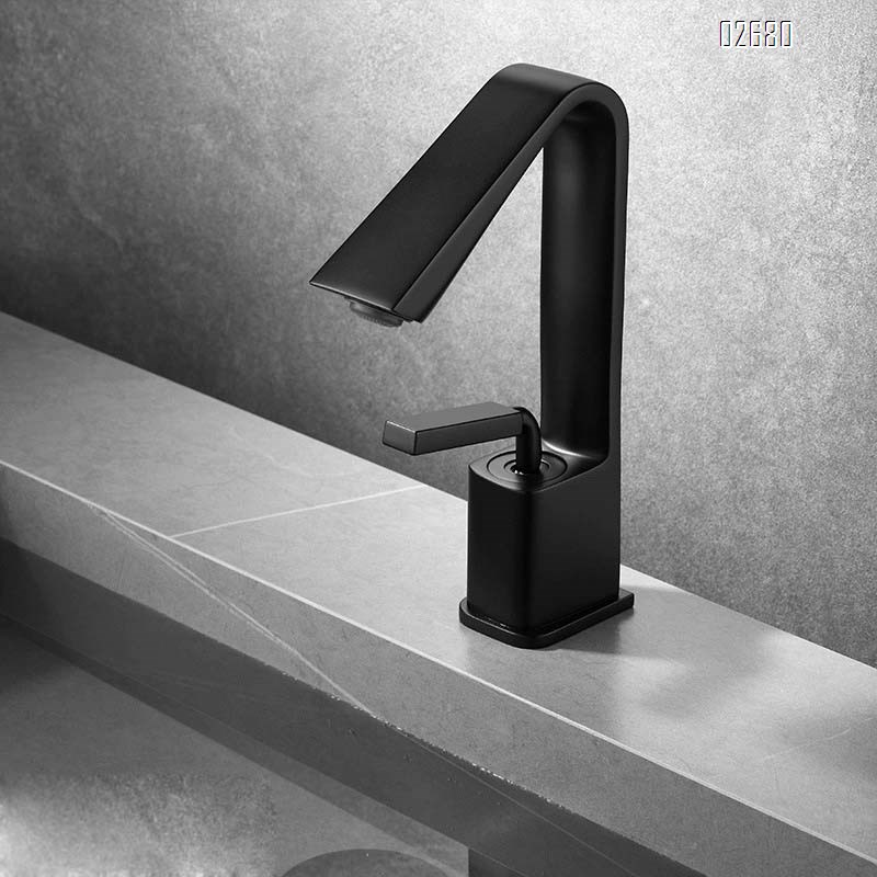 Light luxury brushed gold faucet for bathroom sink cold and hot water all brass wash basin single-hole faucet under the basin