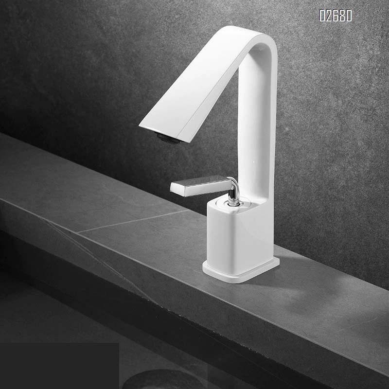 Light luxury brushed gold faucet for bathroom sink cold and hot water all brass wash basin single-hole faucet under the basin