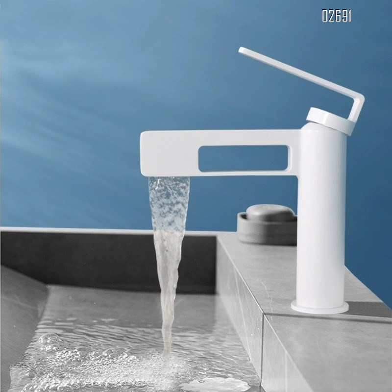 New all-brass waterfall-style basin faucet for bathroom single-hole wash basin cold and hot water faucet