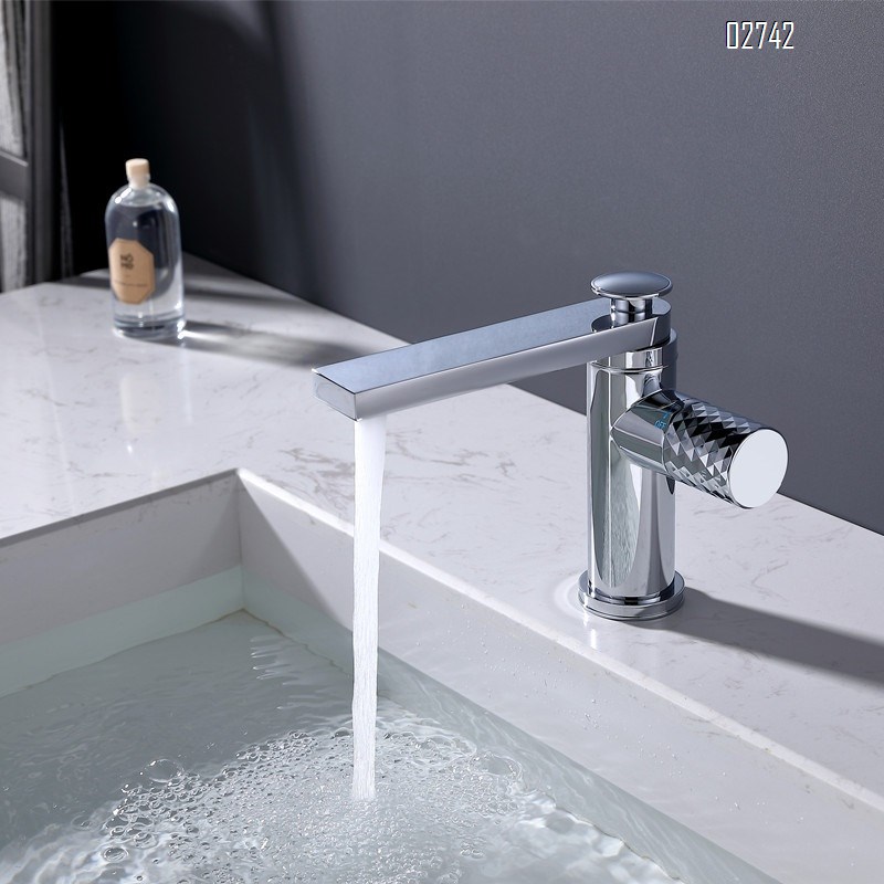 all Brass Bathroom black single-hole faucet for washbasin cold and hot water tap for wash basin on the counter