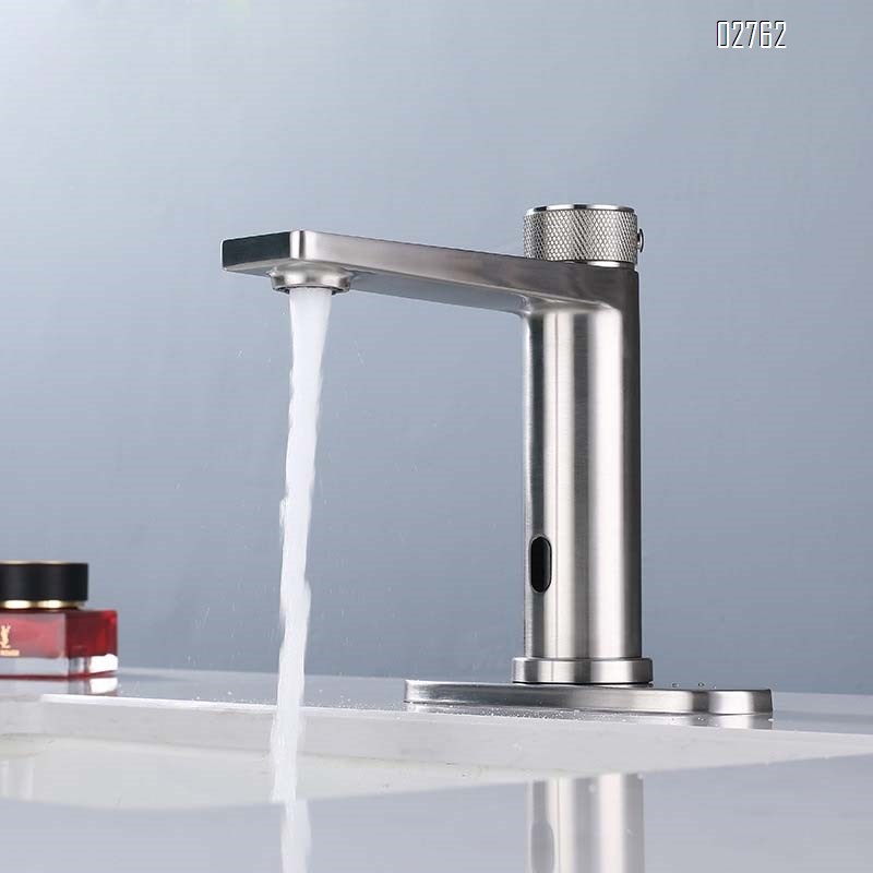 304 Stainless steel double control cold and hot induction infrared bathroom single hole wash induction sensor basin faucet