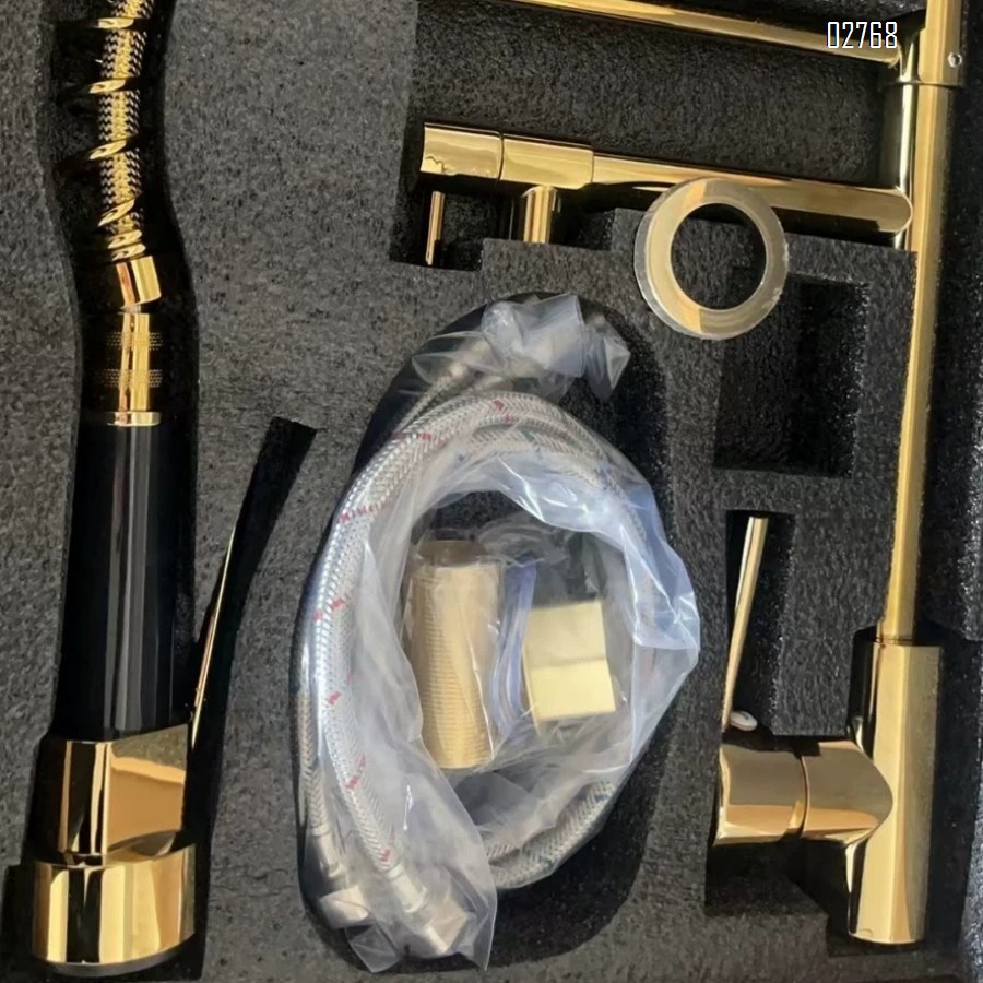 all Brass Cold and hot mixed water multi-functional spring sink pull-down kitchen faucet with Single handle and hole