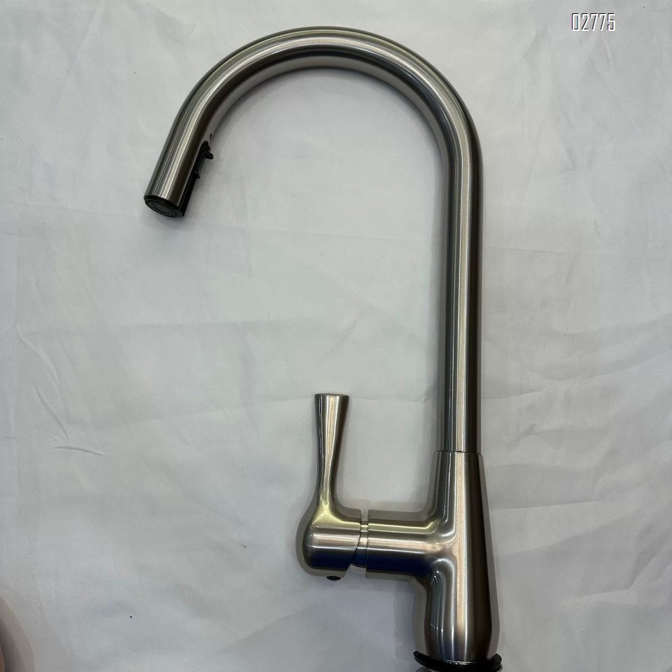 Zinc Alloy Pull-down kitchen faucet in gunmetal gray home water sink with rotatable cold and hot Brushed finish tap