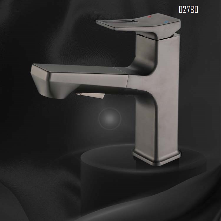 Luxury Zinc Alloy Pull-out minimalist baisn  faucet cold and hot water bathroom wash for toilet  basin faucet