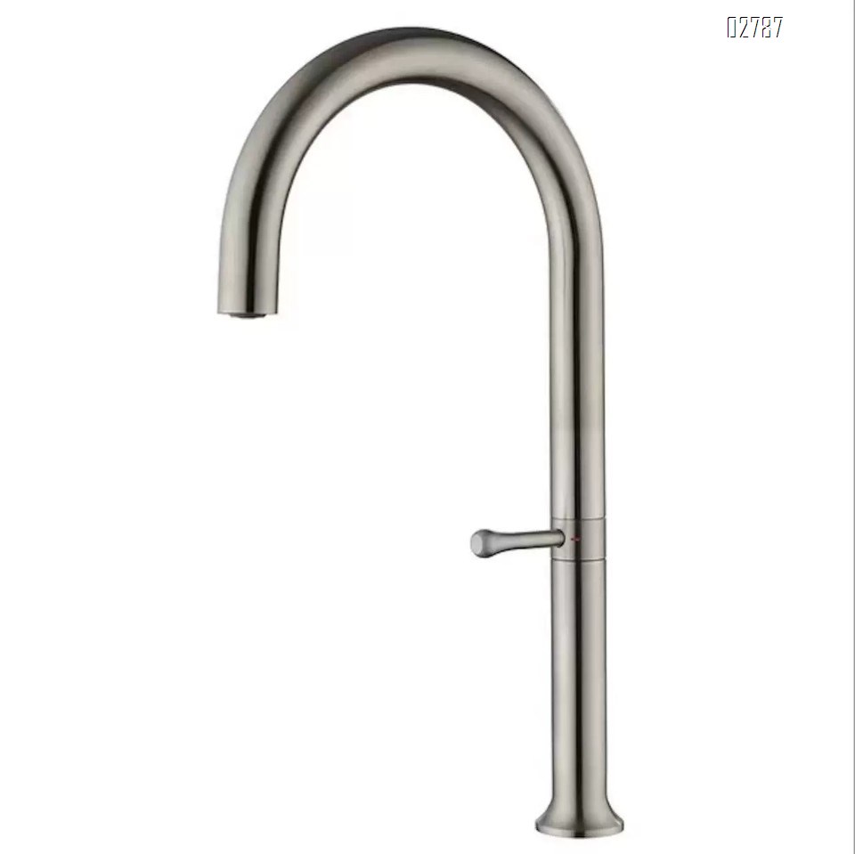 304 stainless steel kitchen sink faucet with swivel sprayer bay sink with splash guard hot and cold water tap
