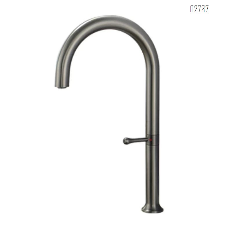 304 stainless steel kitchen sink faucet with swivel sprayer bay sink with splash guard hot and cold water tap