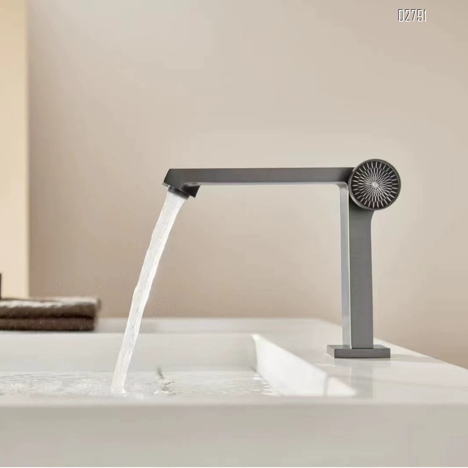Luxury Brass basin faucet with unique handwheel switch for wash basin and bathroom vanity home use cold and hot water tap