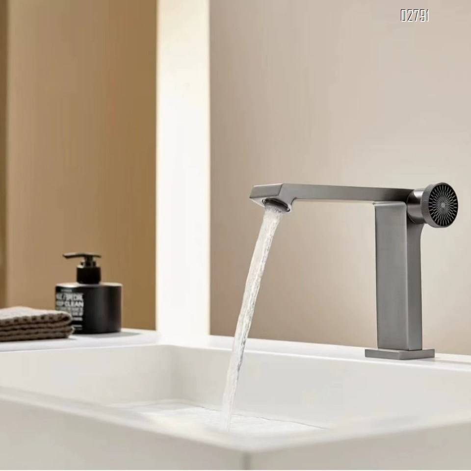 Luxury Brass basin faucet with unique handwheel switch for wash basin and bathroom vanity home use cold and hot water tap