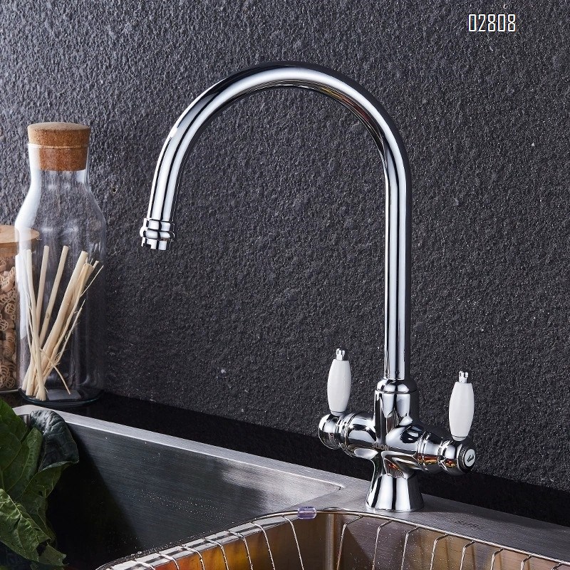 European style double handle double opening kitchen faucet all brass sink multi-directional rotating cold and hot water tap